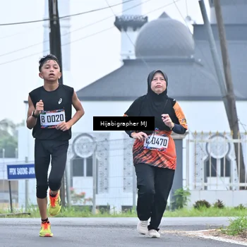 Runner Photo 8055498