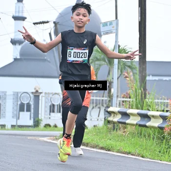 Runner Photo 8055499