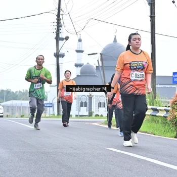 Runner Photo 8055634