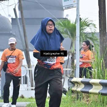 Runner Photo 8055636