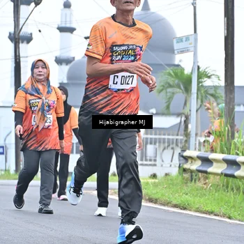 Runner Photo 8055662