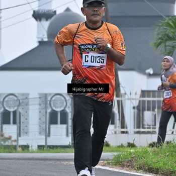 Runner Photo 8055695