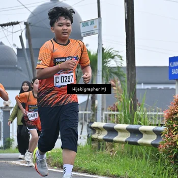 Runner Photo 8055719