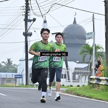 Runner Photo 8055747