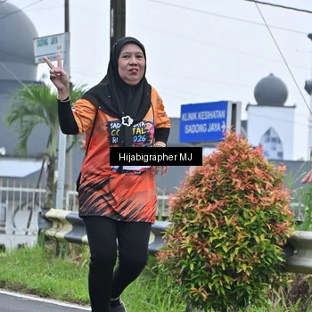 Runner Photo 8055759