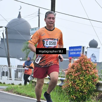 Runner Photo 8055775