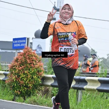Runner Photo 8055811