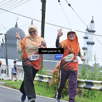 Runner Photo 8055843