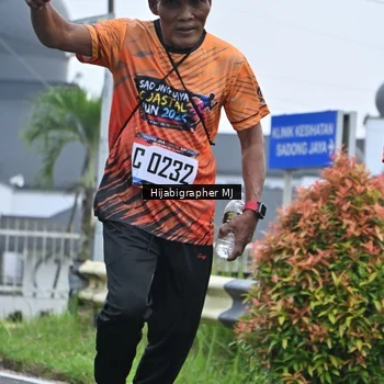 Runner Photo 8055846