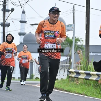 Runner Photo 8055861
