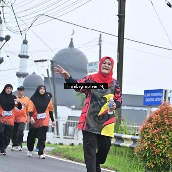 Runner Photo 8055901