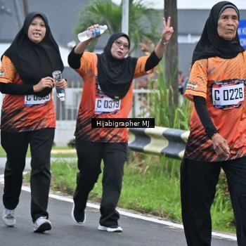 Runner Photo 8055945