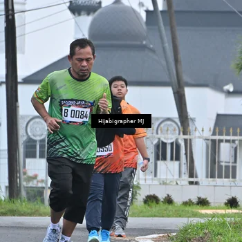 Runner Photo 8055959