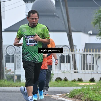Runner Photo 8055960
