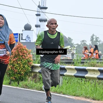 Runner Photo 8055981