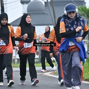 Runner Photo 8056008