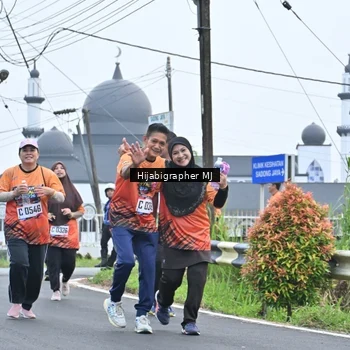 Runner Photo 8056023