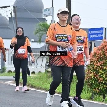 Runner Photo 8056055