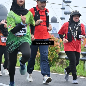 Runner Photo 8056061