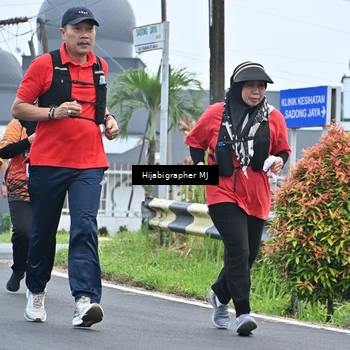 Runner Photo 8056071