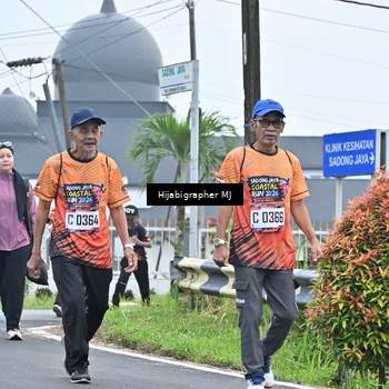 Runner Photo 8056095