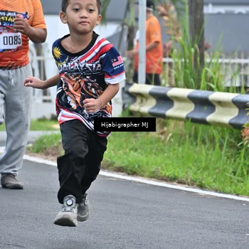 Runner Photo 8056101