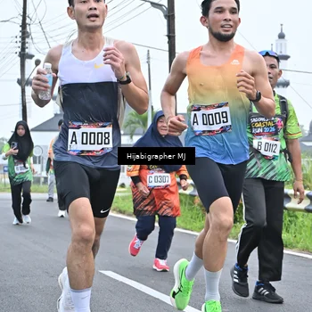 Runner Photo 8056128