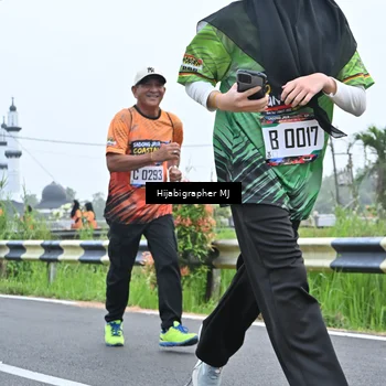 Runner Photo 8056134