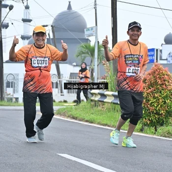 Runner Photo 8056168