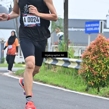 Runner Photo 8056189