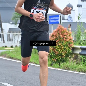 Runner Photo 8056191