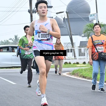 Runner Photo 8056235