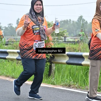 Runner Photo 8056249