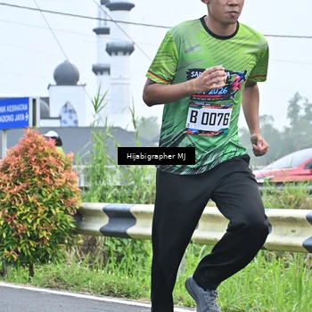 Runner Photo 8056293