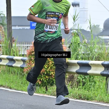 Runner Photo 8056295