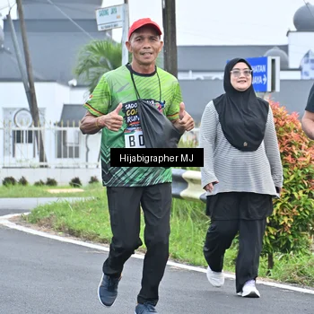 Runner Photo 8056411