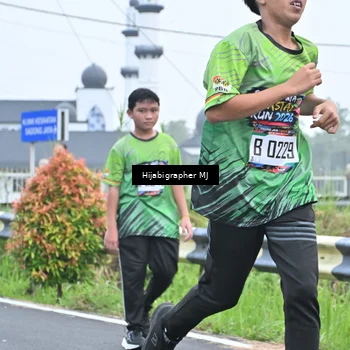 Runner Photo 8056429