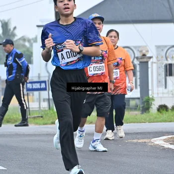 Runner Photo 8056431