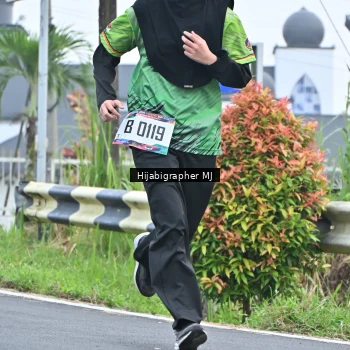 Runner Photo 8056593