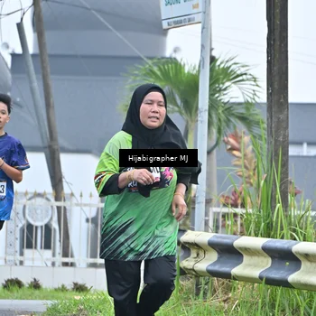 Runner Photo 8056601