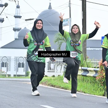 Runner Photo 8056640