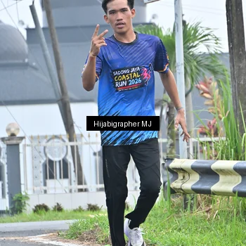 Runner Photo 8056644