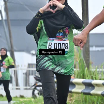 Runner Photo 8056662