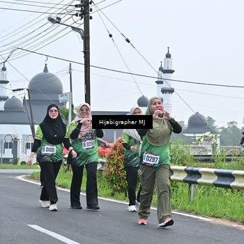 Runner Photo 8056707