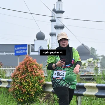 Runner Photo 8056716