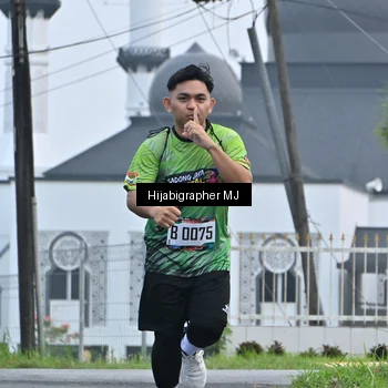 Runner Photo 8056719