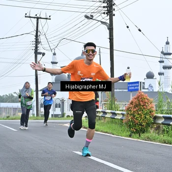 Runner Photo 8056776