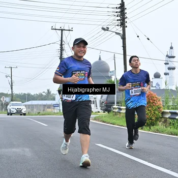 Runner Photo 8056798
