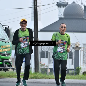 Runner Photo 8056821
