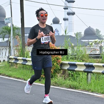 Runner Photo 8056860